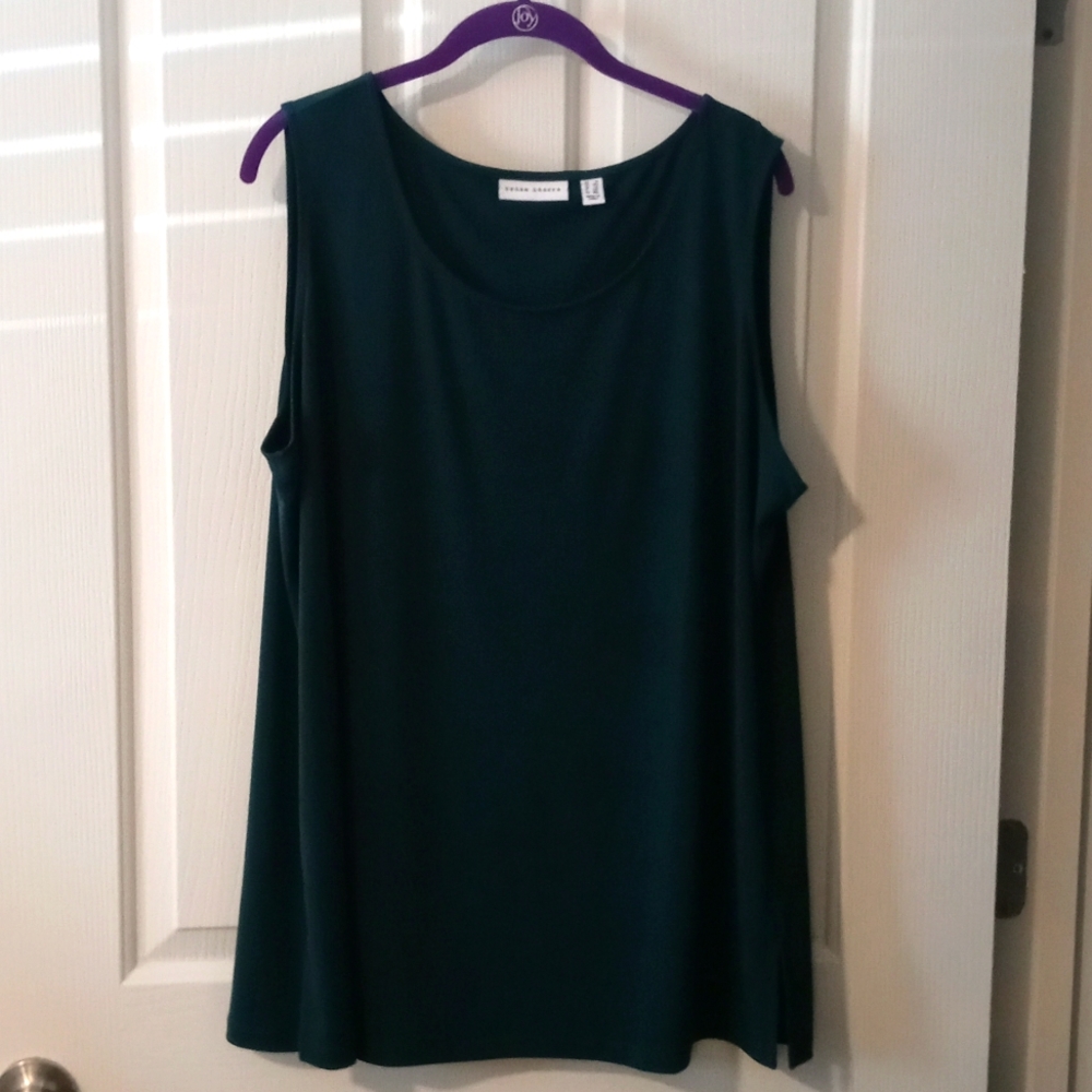 DARK GREEN SUSAN GRAVER LIQUID KNIT TOP SIZE 1X